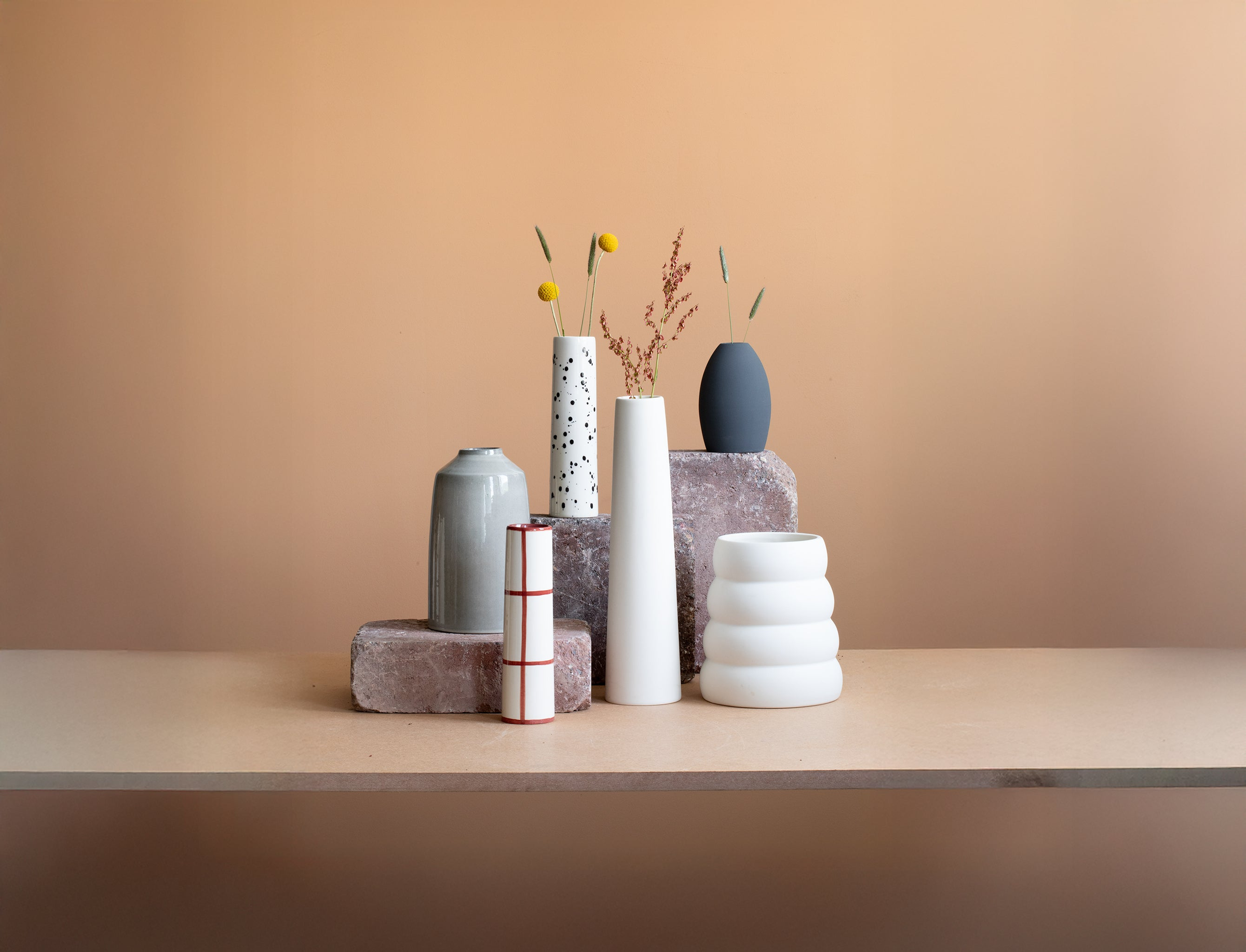 Vases artisanaux en faïence 