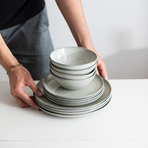 Set de vaisselle grès neutre gris organique fait main Portugal Bowl assiette