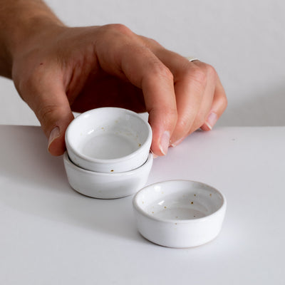 Petit mini bowl en grès pour la moutarde, la moutarde aux figues, le sel ou les anneaux