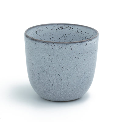 Tasse à cappuccino de 200 ml en bleu foncé sur fond blanc.