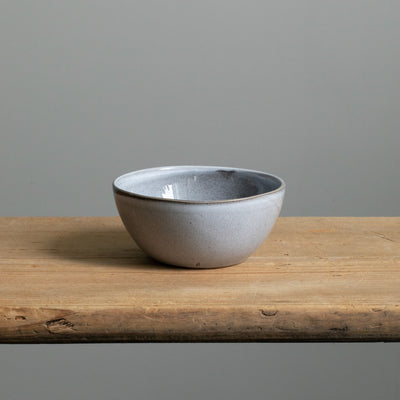 Grand bol à trempette avec glaçure réactive bleue