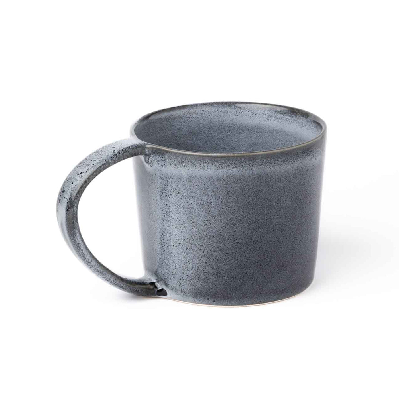 Grande tasse à thé avec anse de style moderne avec glaçure réactive bleue chinée